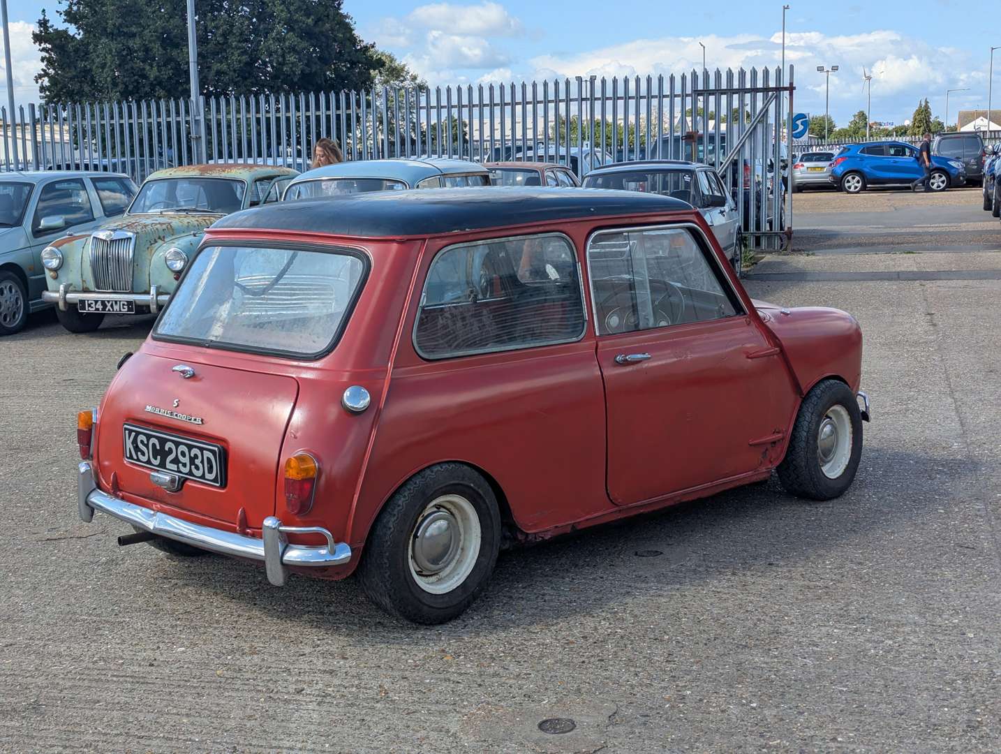 <p>1966 MORRIS MINI COOPER S 1275</p>