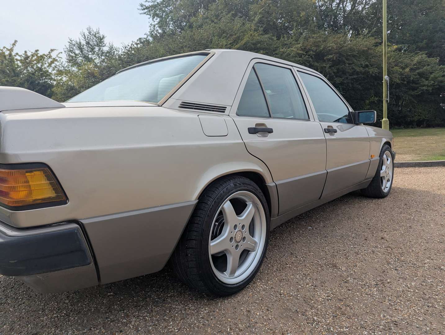 <p>1991 MERCEDES 190E 2.0 AUTO</p>