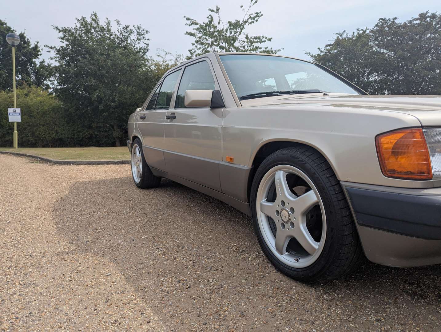 <p>1991 MERCEDES 190E 2.0 AUTO</p>