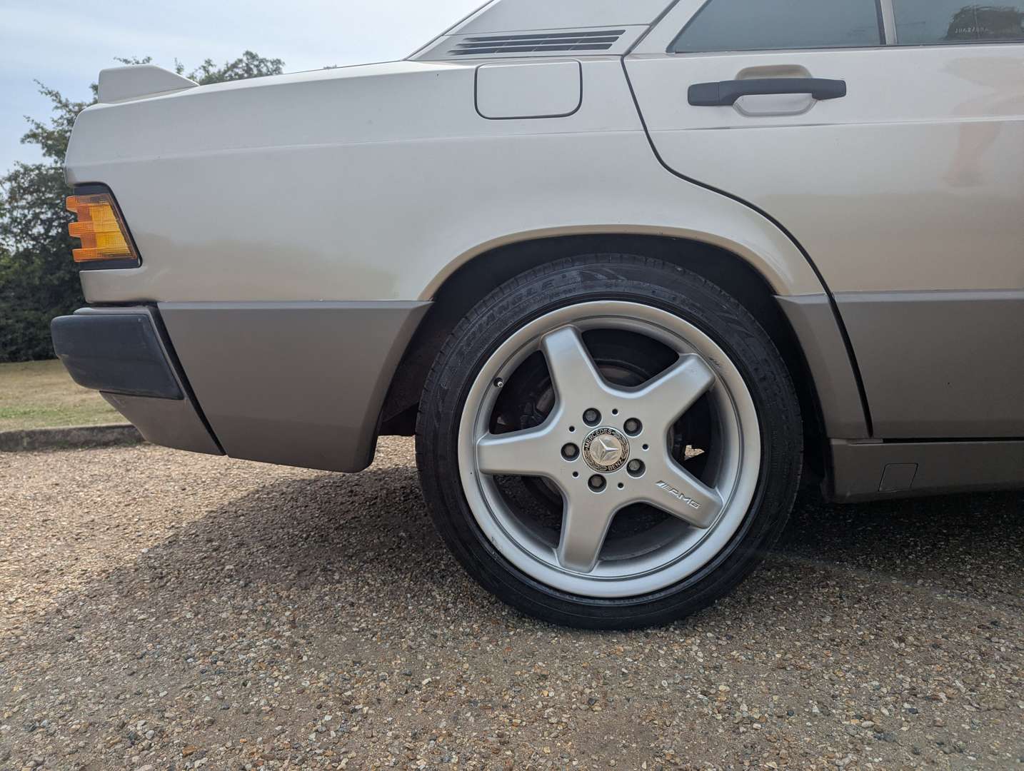 <p>1991 MERCEDES 190E 2.0 AUTO</p>