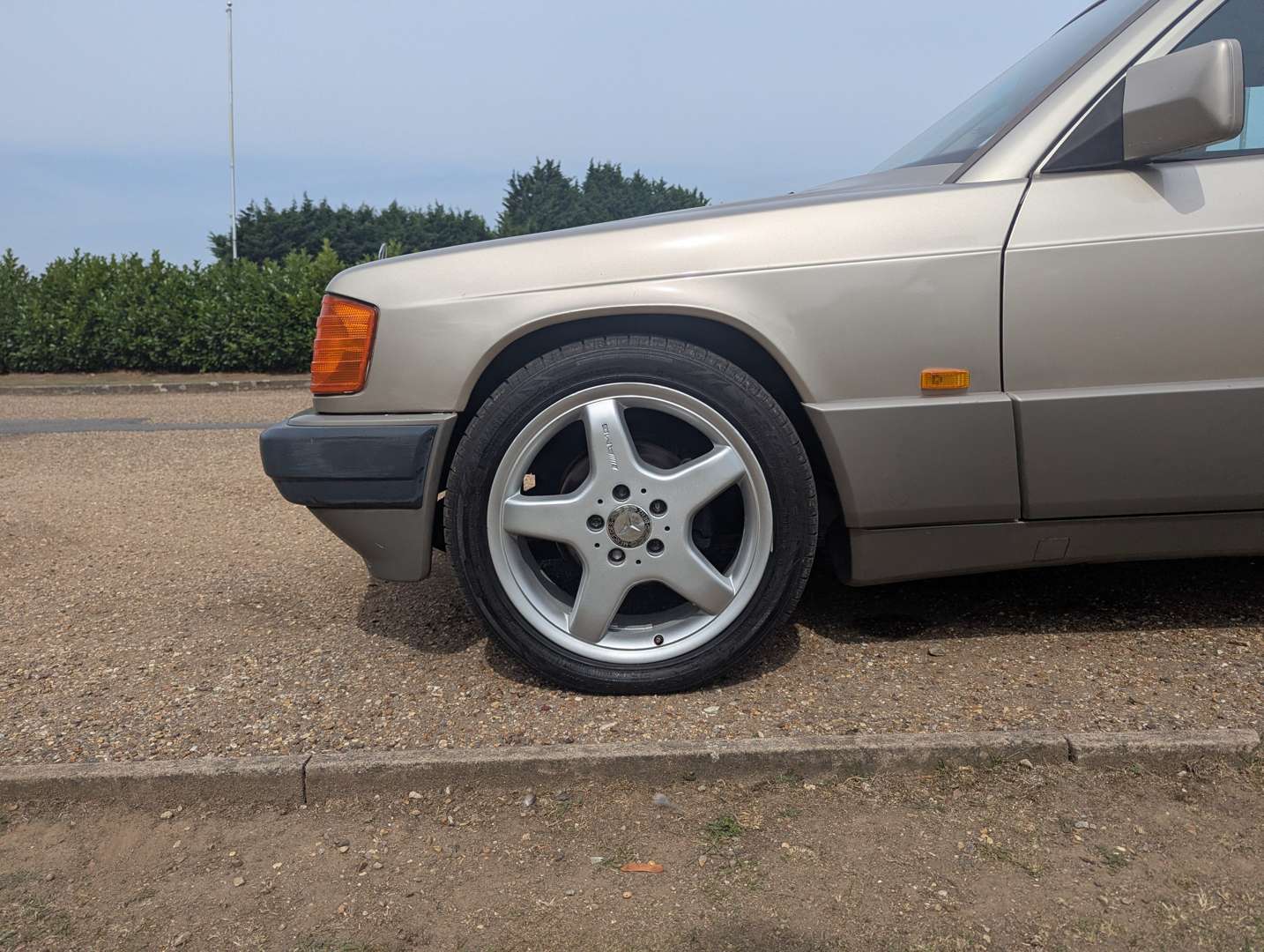 <p>1991 MERCEDES 190E 2.0 AUTO</p>