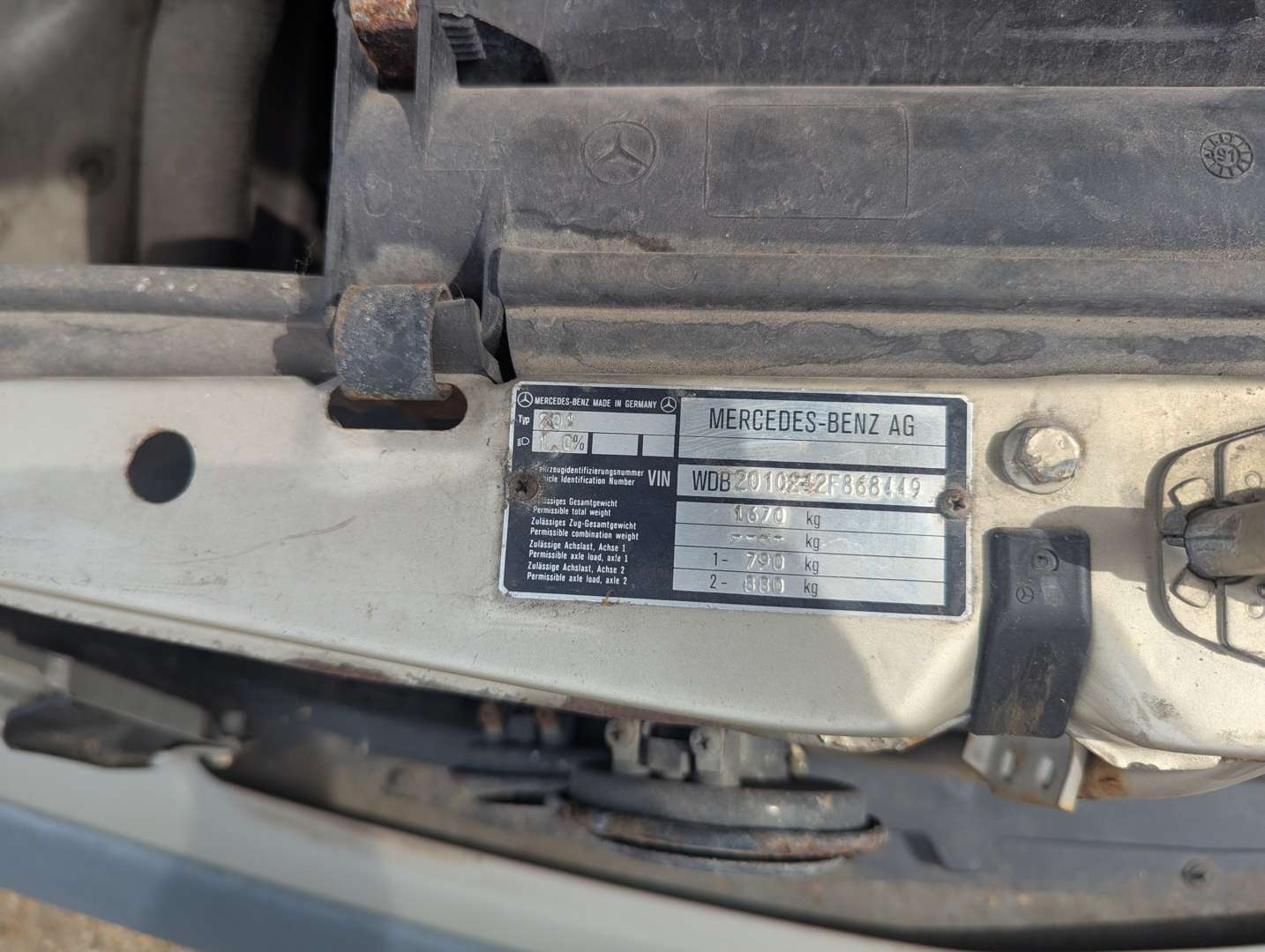 <p>1991 MERCEDES 190E 2.0 AUTO</p>