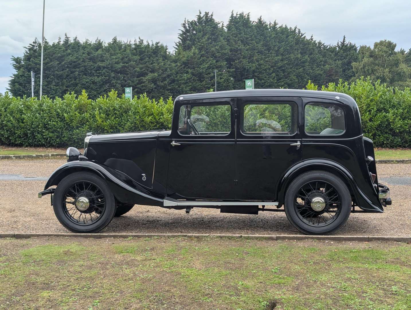 <p>1936 JOWETT KESTREL SALOON</p>