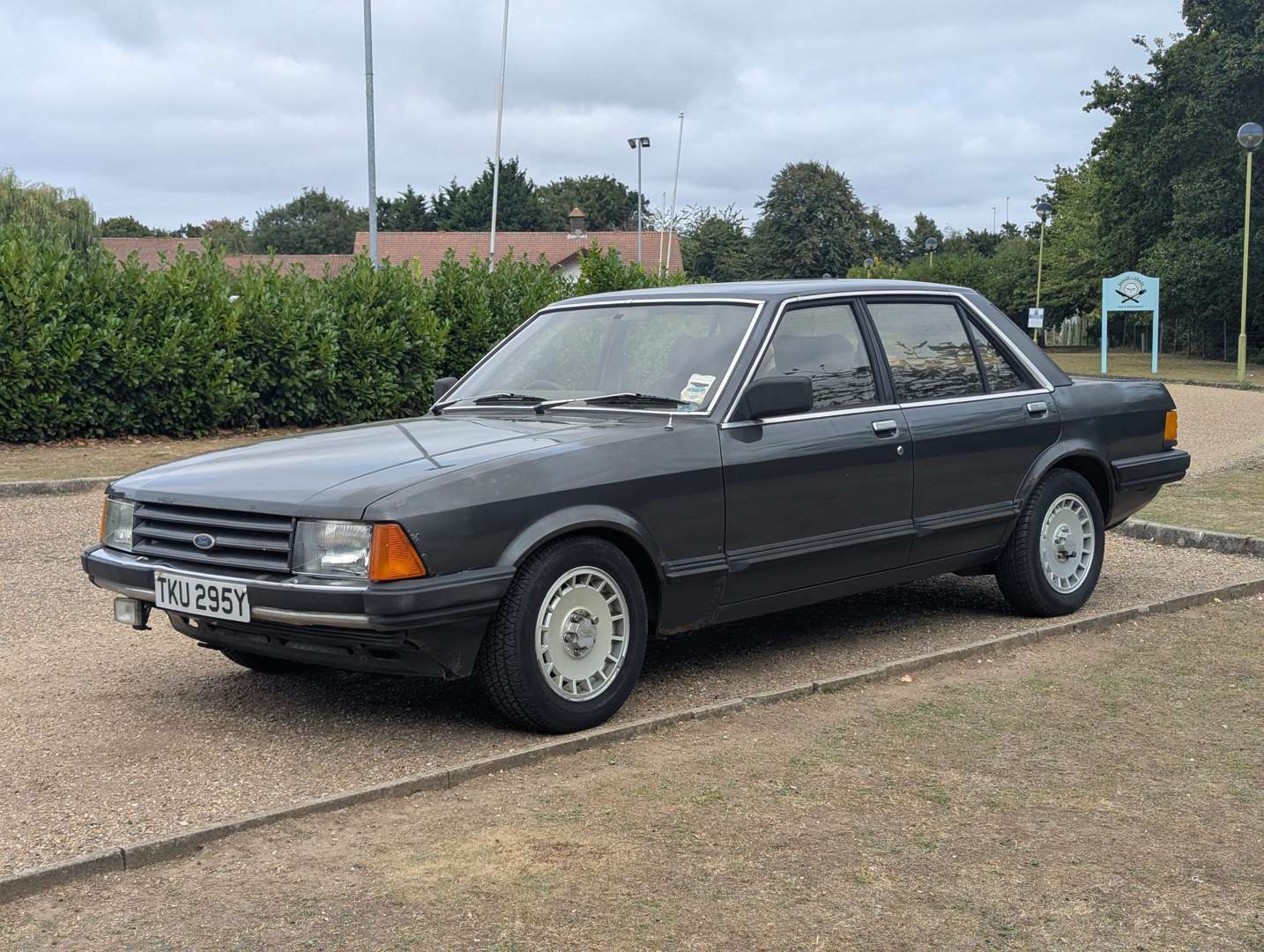 <p>1982 FORD GRANADA 2.3 V6 GL</p>