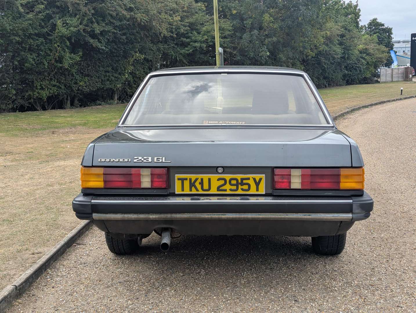 <p>1982 FORD GRANADA 2.3 V6 GL</p>
