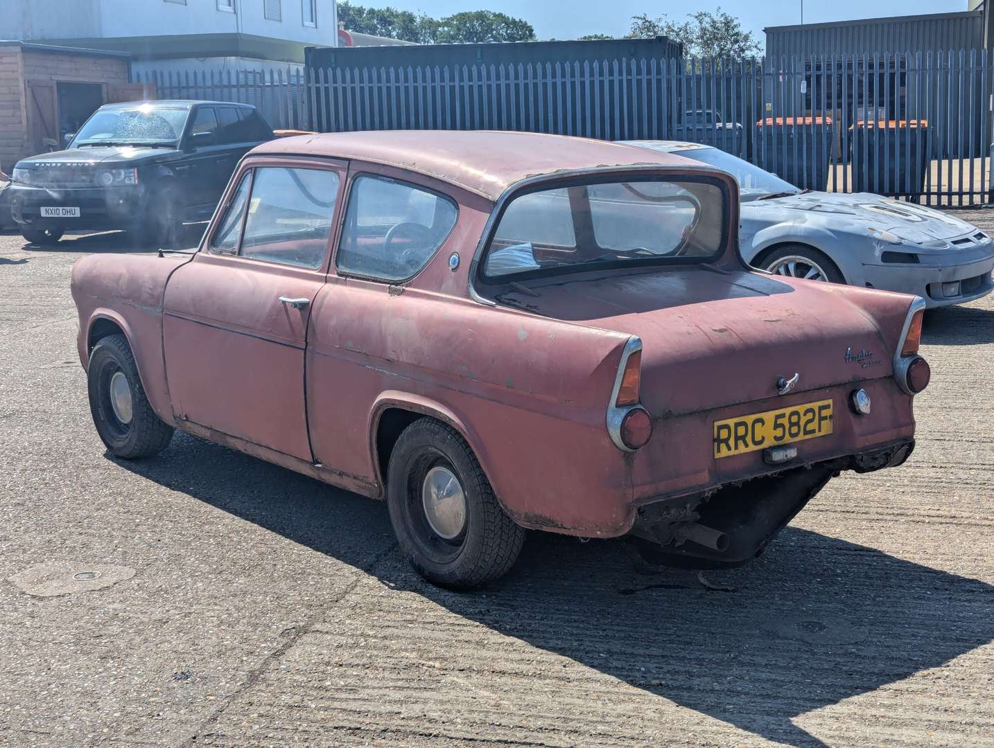 <p>1968 FORD ANGLIA 105E</p>