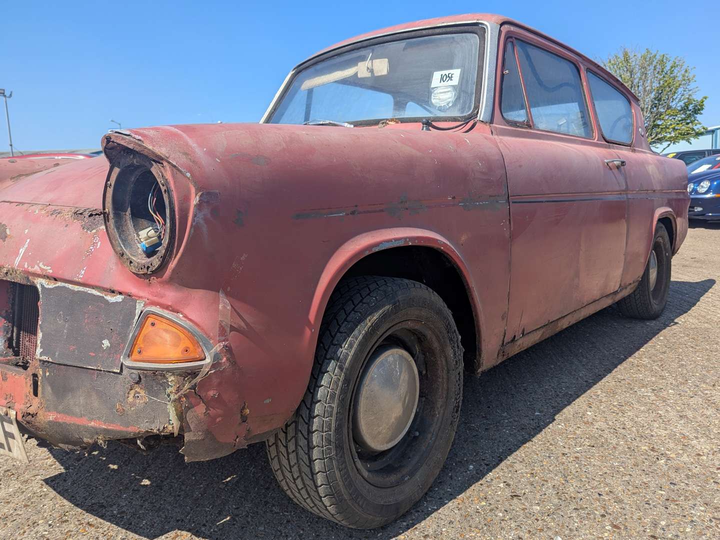 <p>1968 FORD ANGLIA 105E</p>