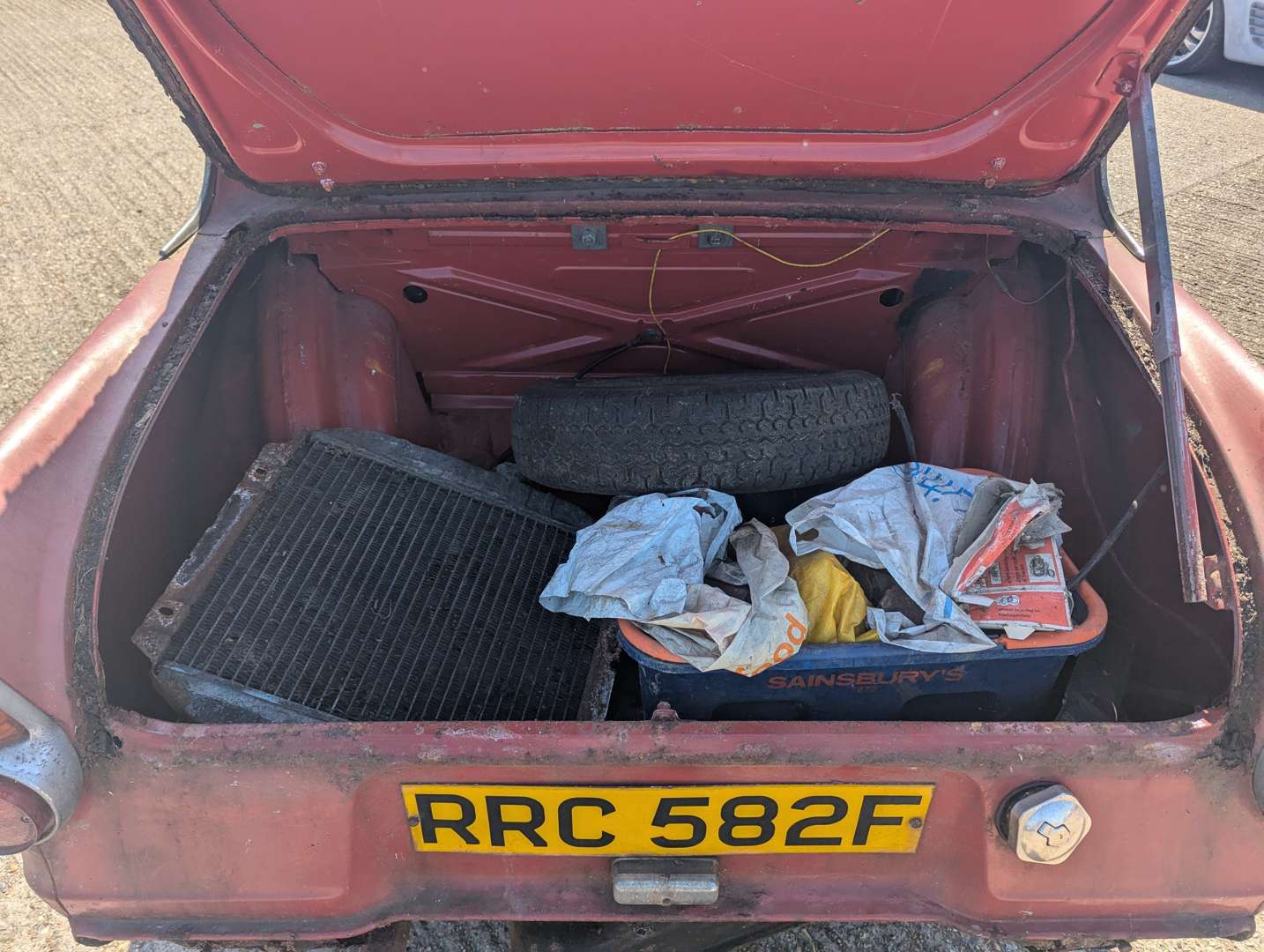 <p>1968 FORD ANGLIA 105E</p>