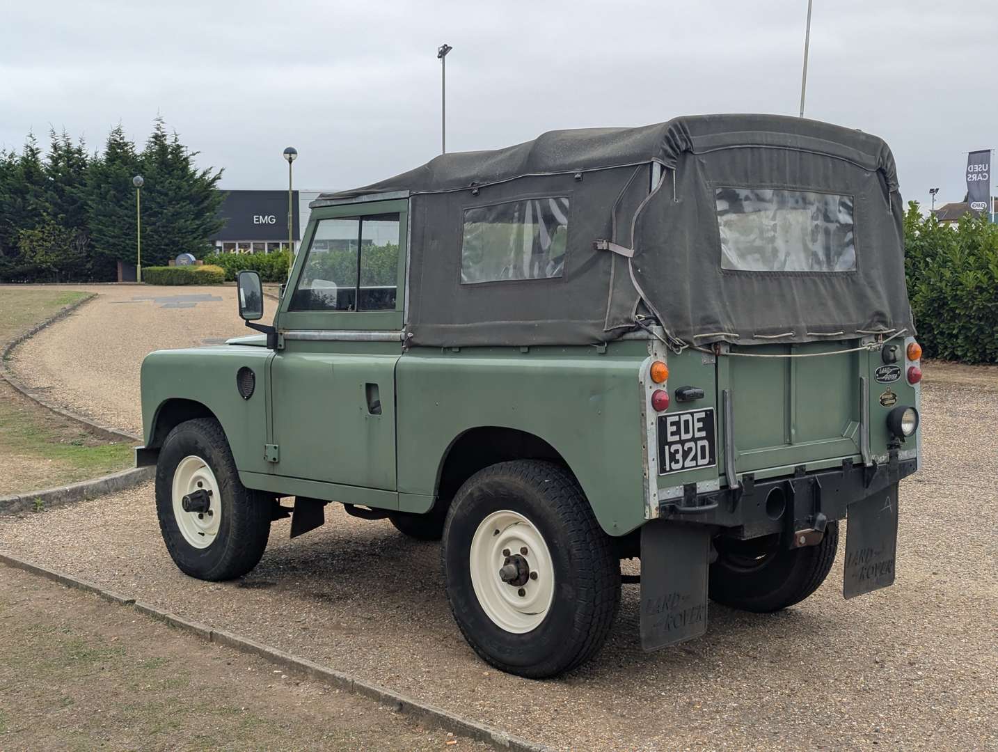 <p>1966 LAND ROVER SERIES IIA SWB</p>