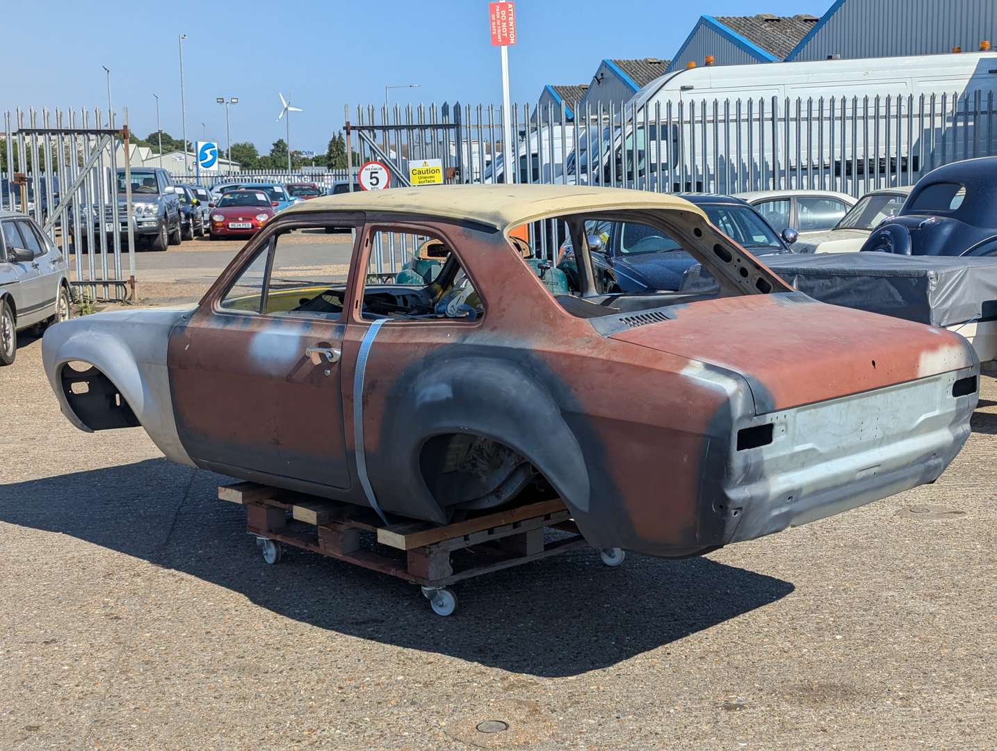 <p>1969 FORD ESCORT MK1 SHELL</p>