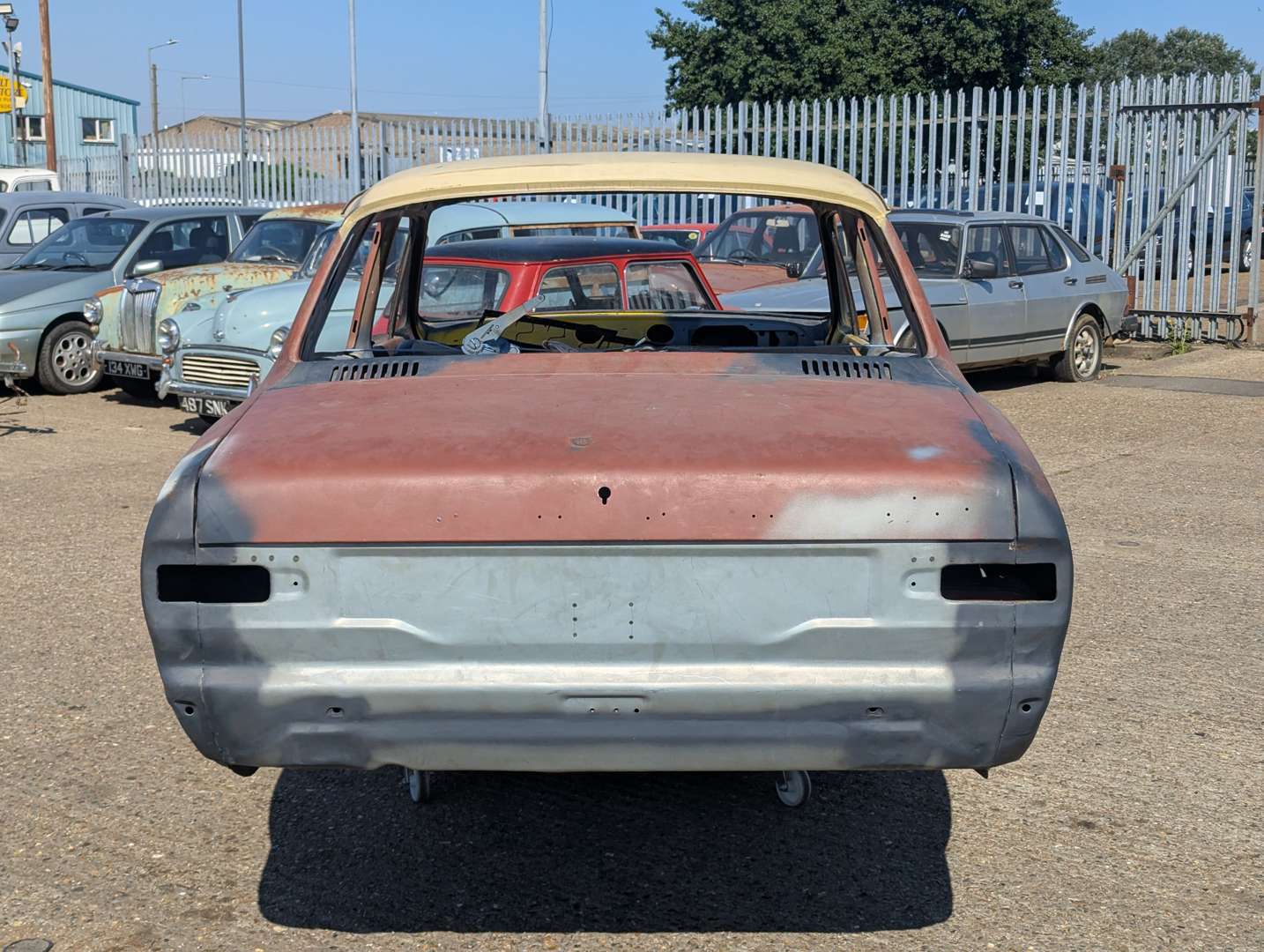 <p>1969 FORD ESCORT MK1 SHELL</p>