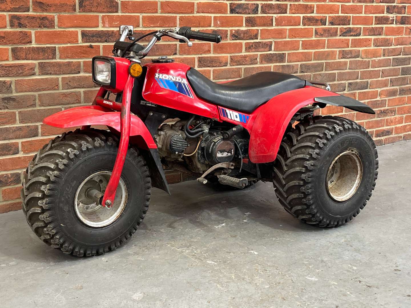 <p>1985 HONDA ATC 110 TRIKE</p>