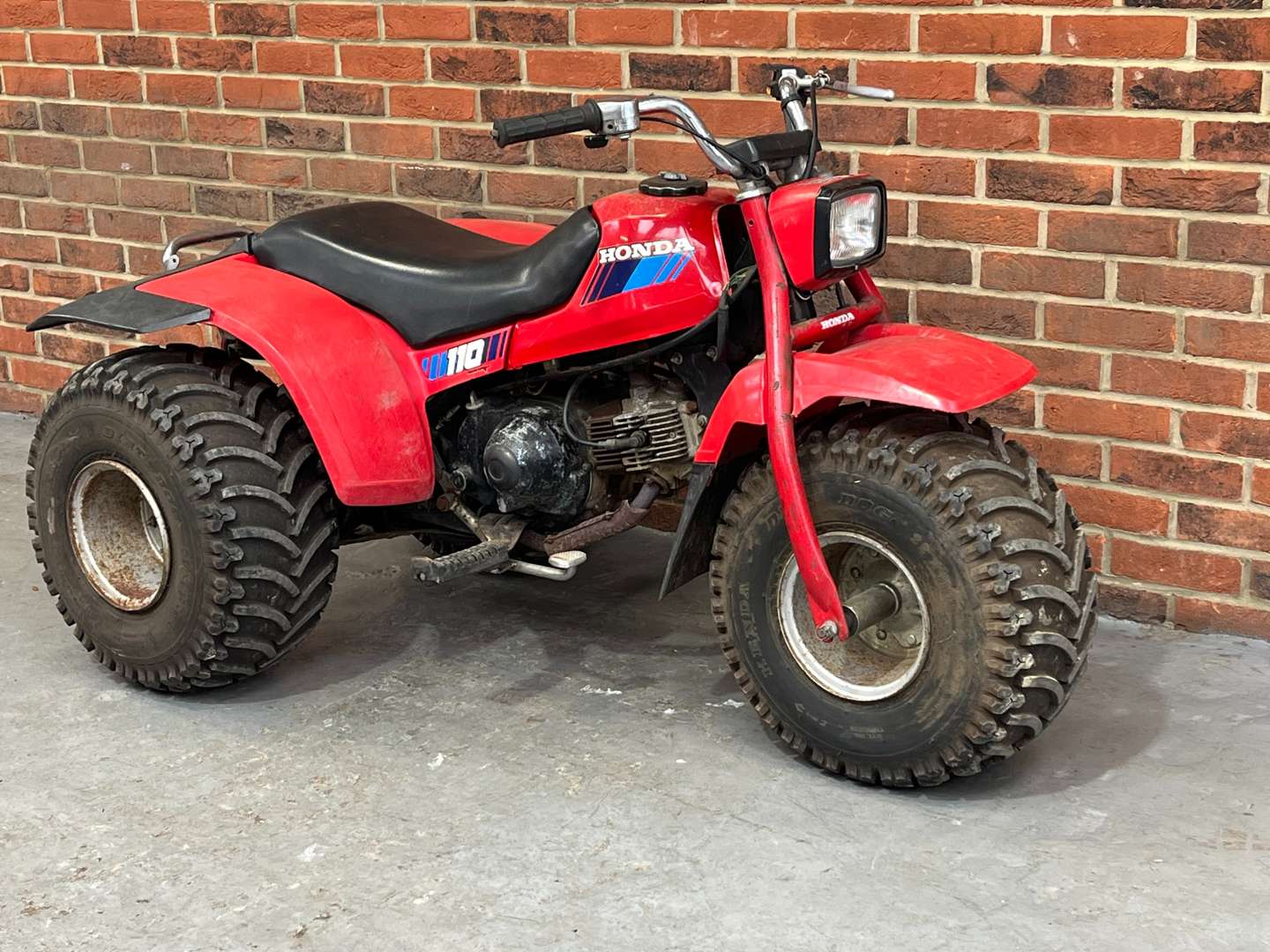 <p>1985 HONDA ATC 110 TRIKE</p>