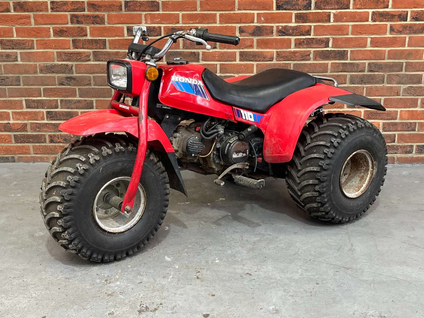 <p>1985 HONDA ATC 110 TRIKE</p>