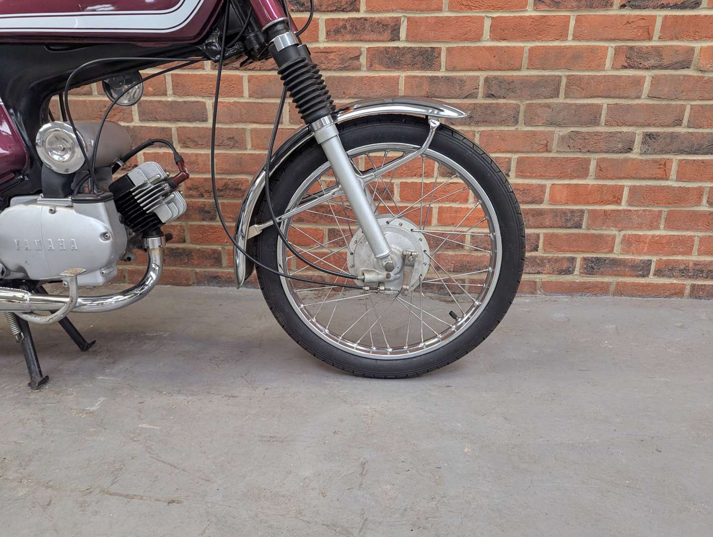 <p>1974 YAMAHA FS1E</p>