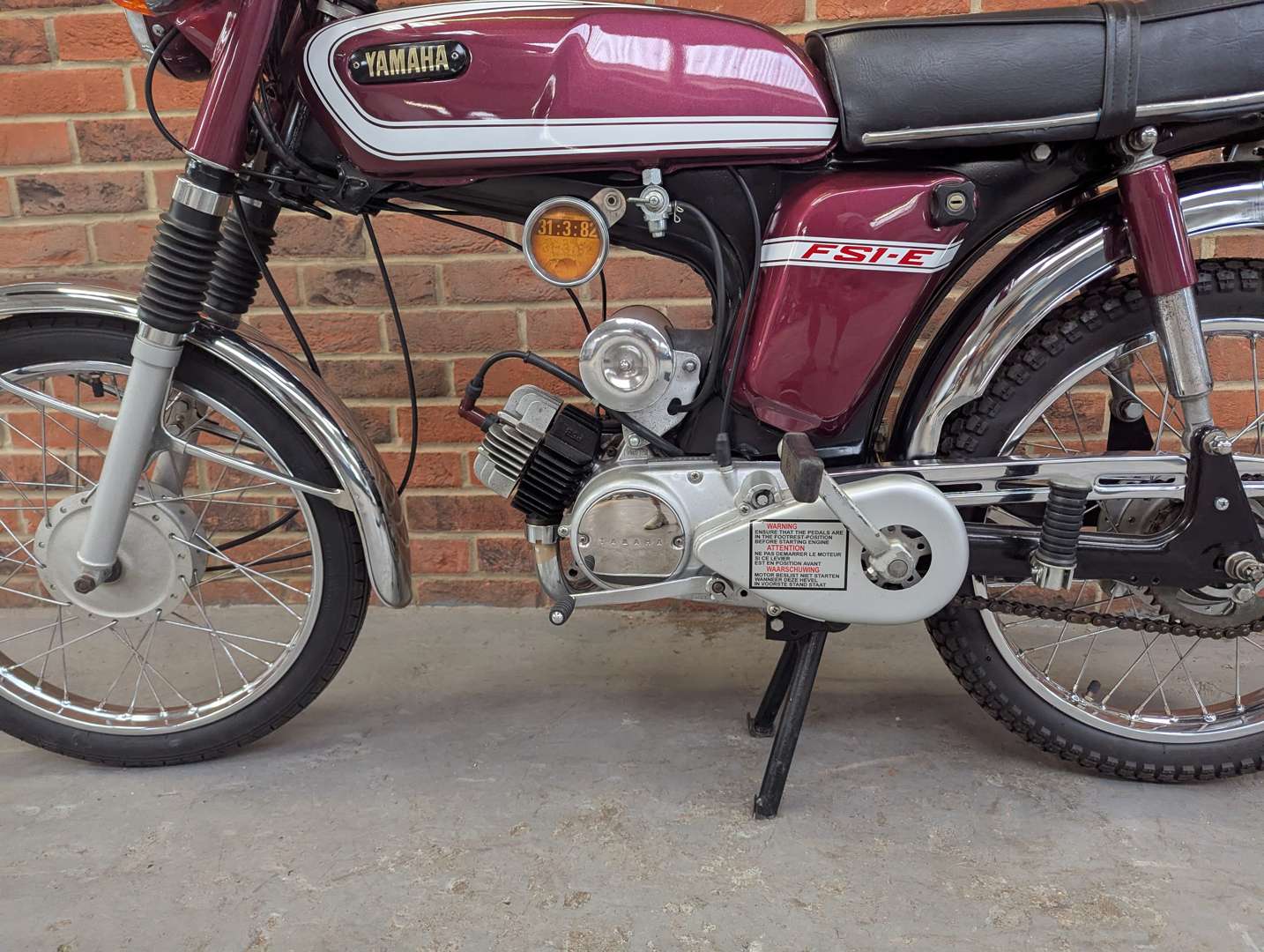 <p>1974 YAMAHA FS1E</p>