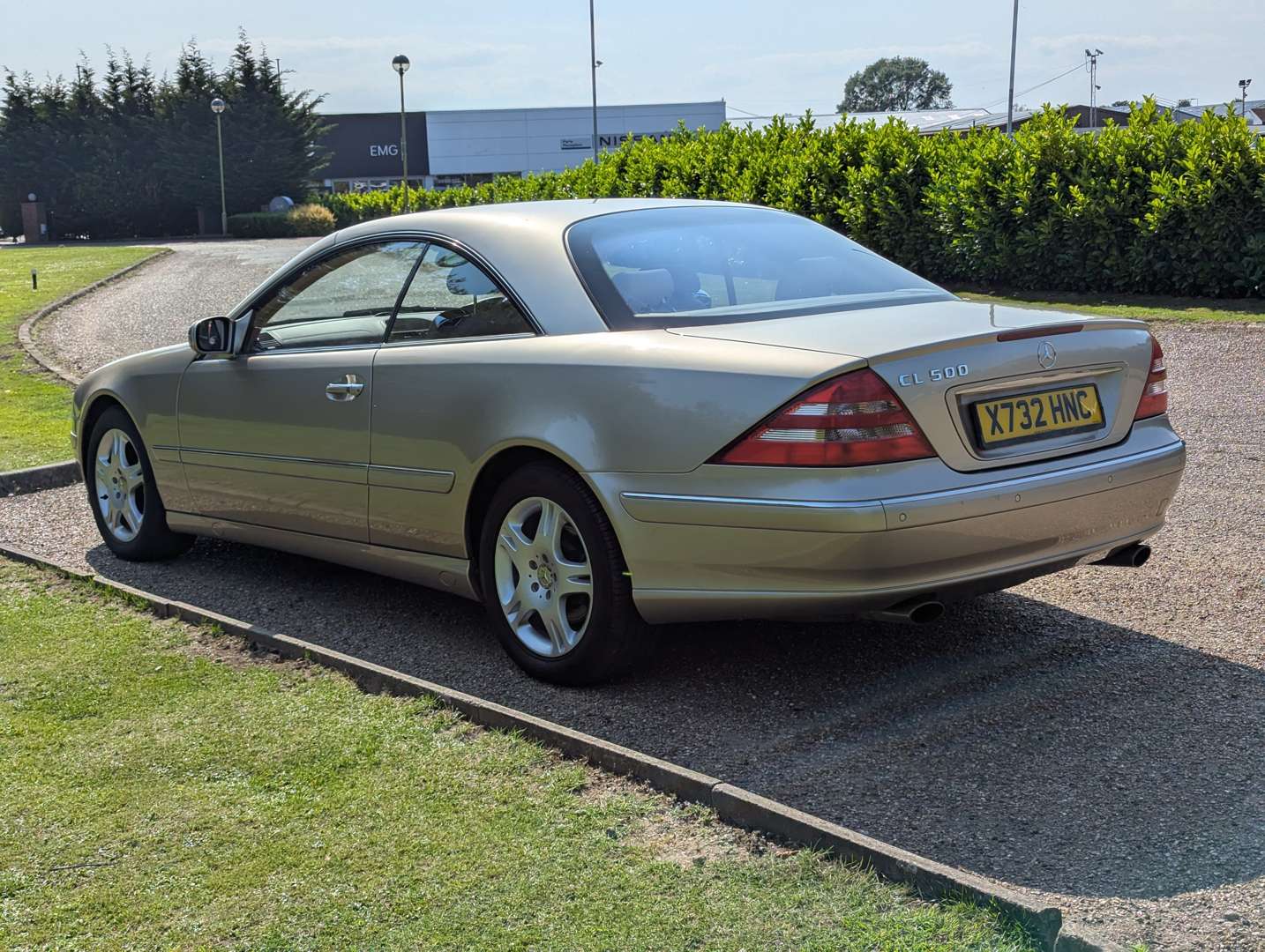 <p>2000 MERCEDES CL500 AUTO</p>
