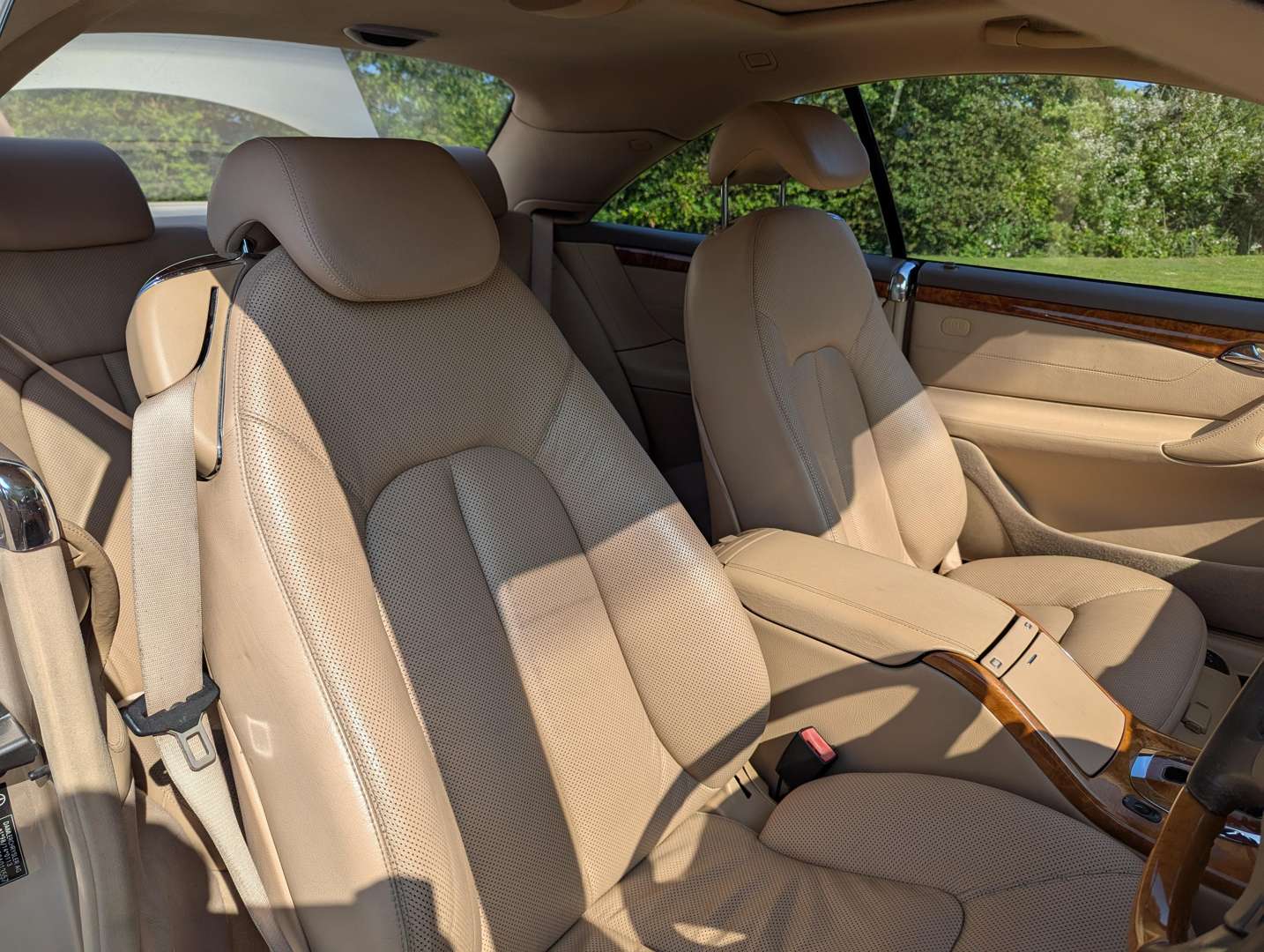 <p>2000 MERCEDES CL500 AUTO</p>