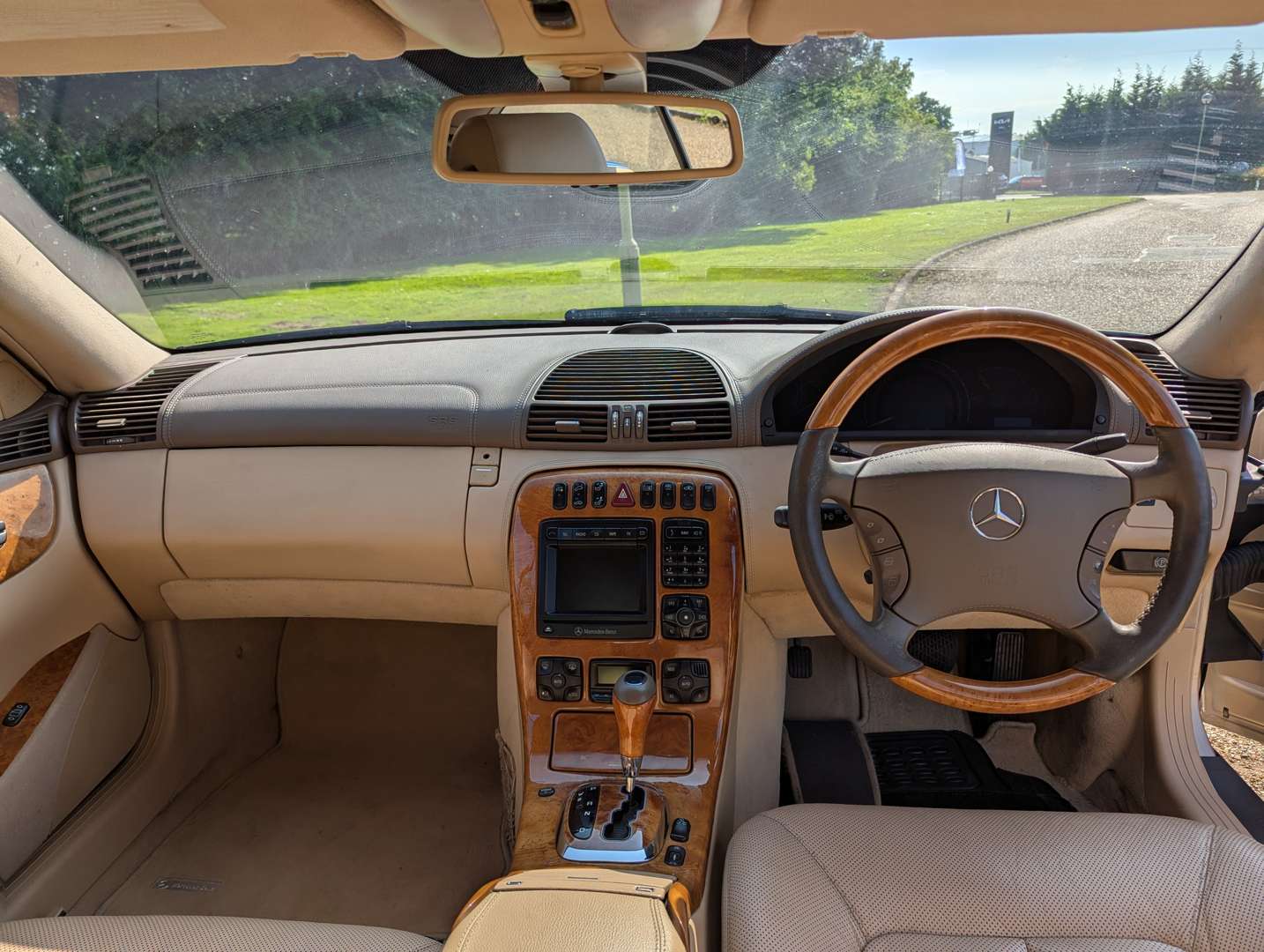 <p>2000 MERCEDES CL500 AUTO</p>