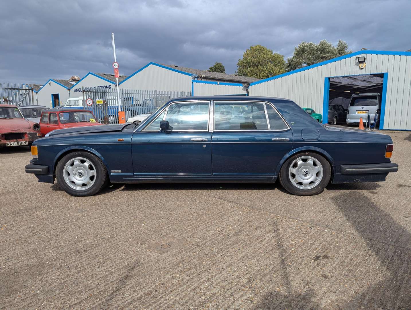 <p>1993 BENTLEY TURBO R</p>