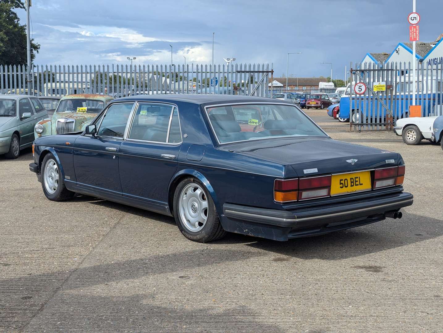 <p>1993 BENTLEY TURBO R</p>