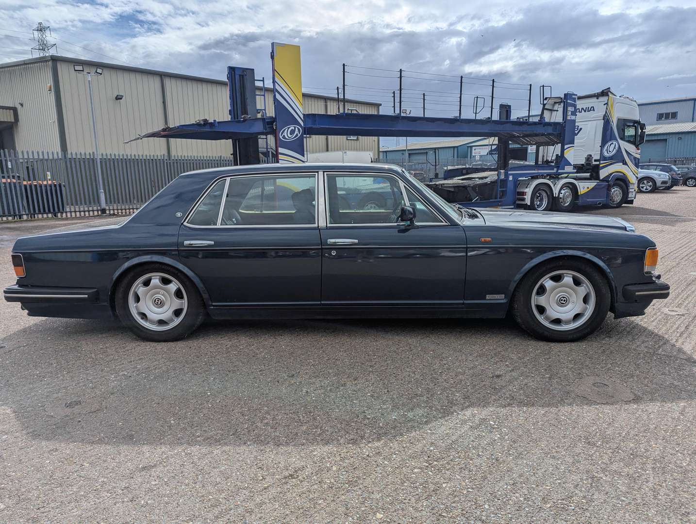 <p>1993 BENTLEY TURBO R</p>