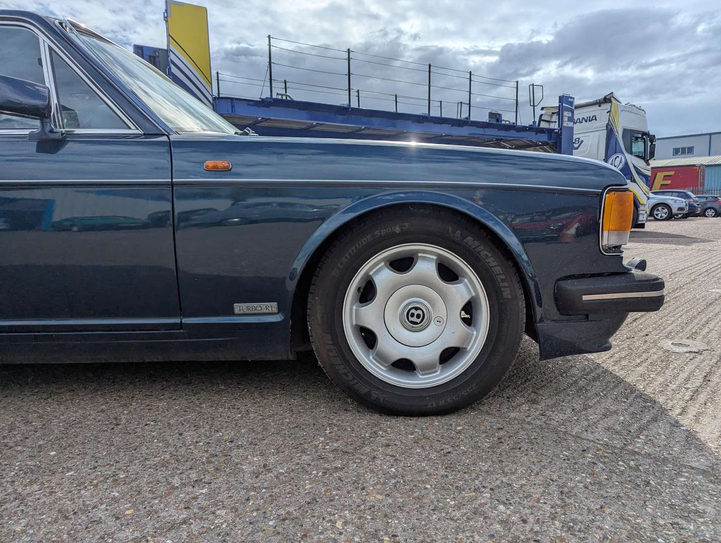 <p>1993 BENTLEY TURBO R</p>