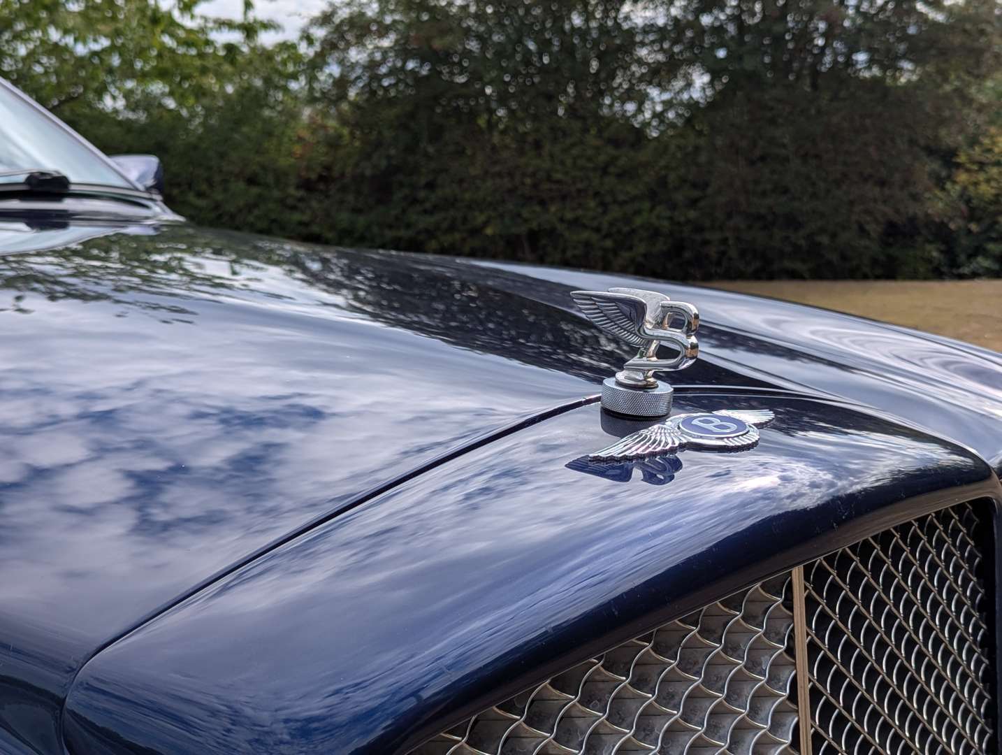 <p>1996 BENTLEY AZURE</p>