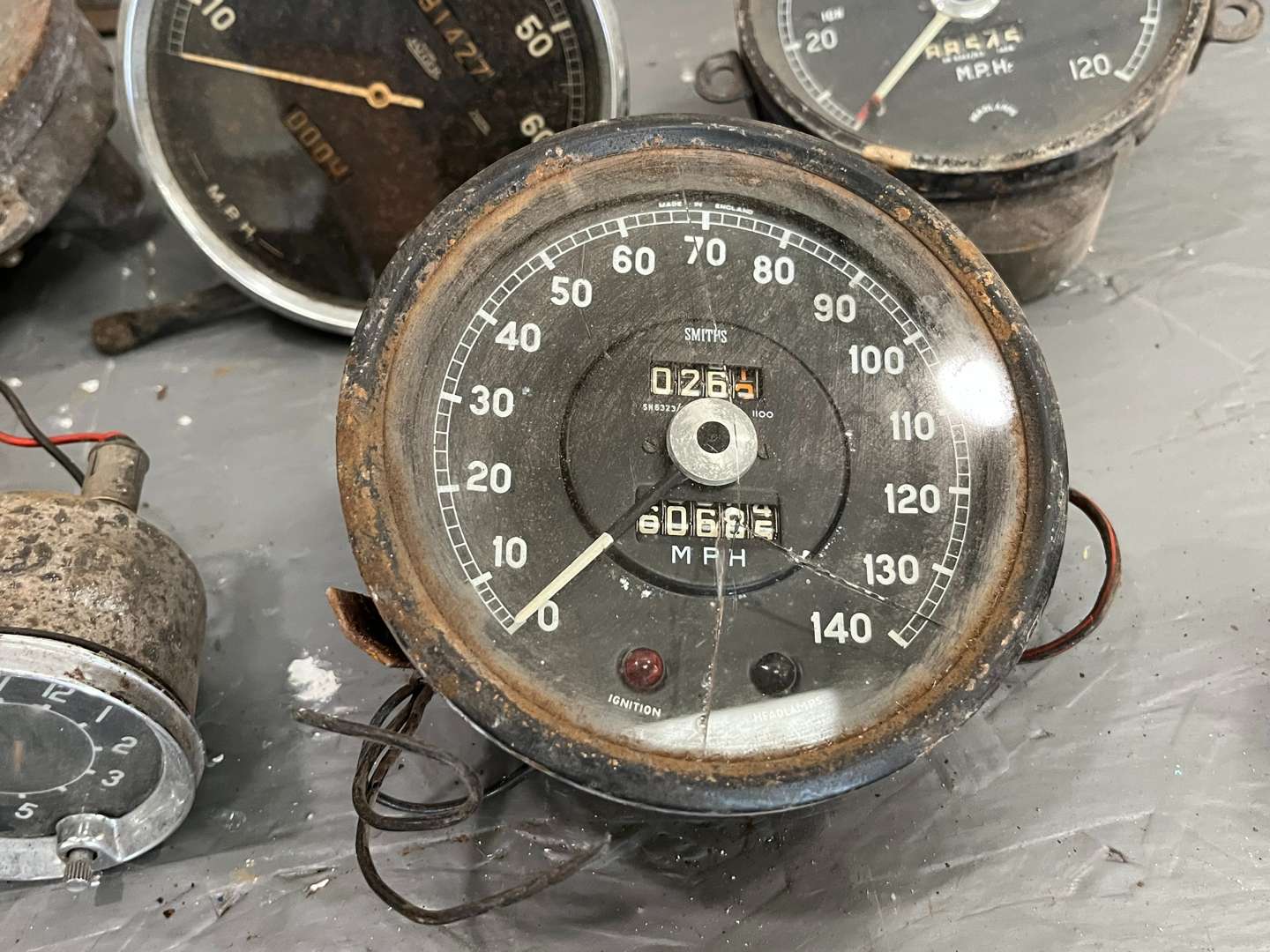 <p>Box Jaguar Car Dials From Jaguar XK150, Mk 1 & 2 Etc</p>