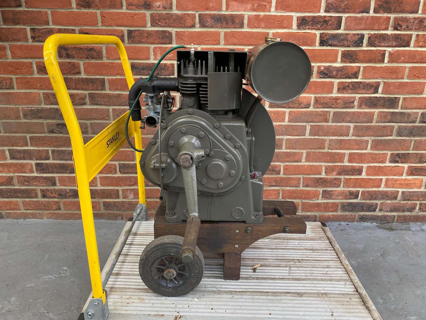 <p>Petter, an early 20th century stationary engine,</p>
