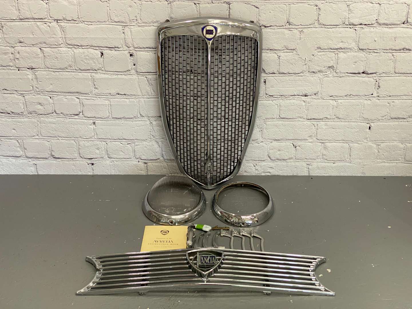 <p>Lancia, mixed lot comprising two various grilles,</p>