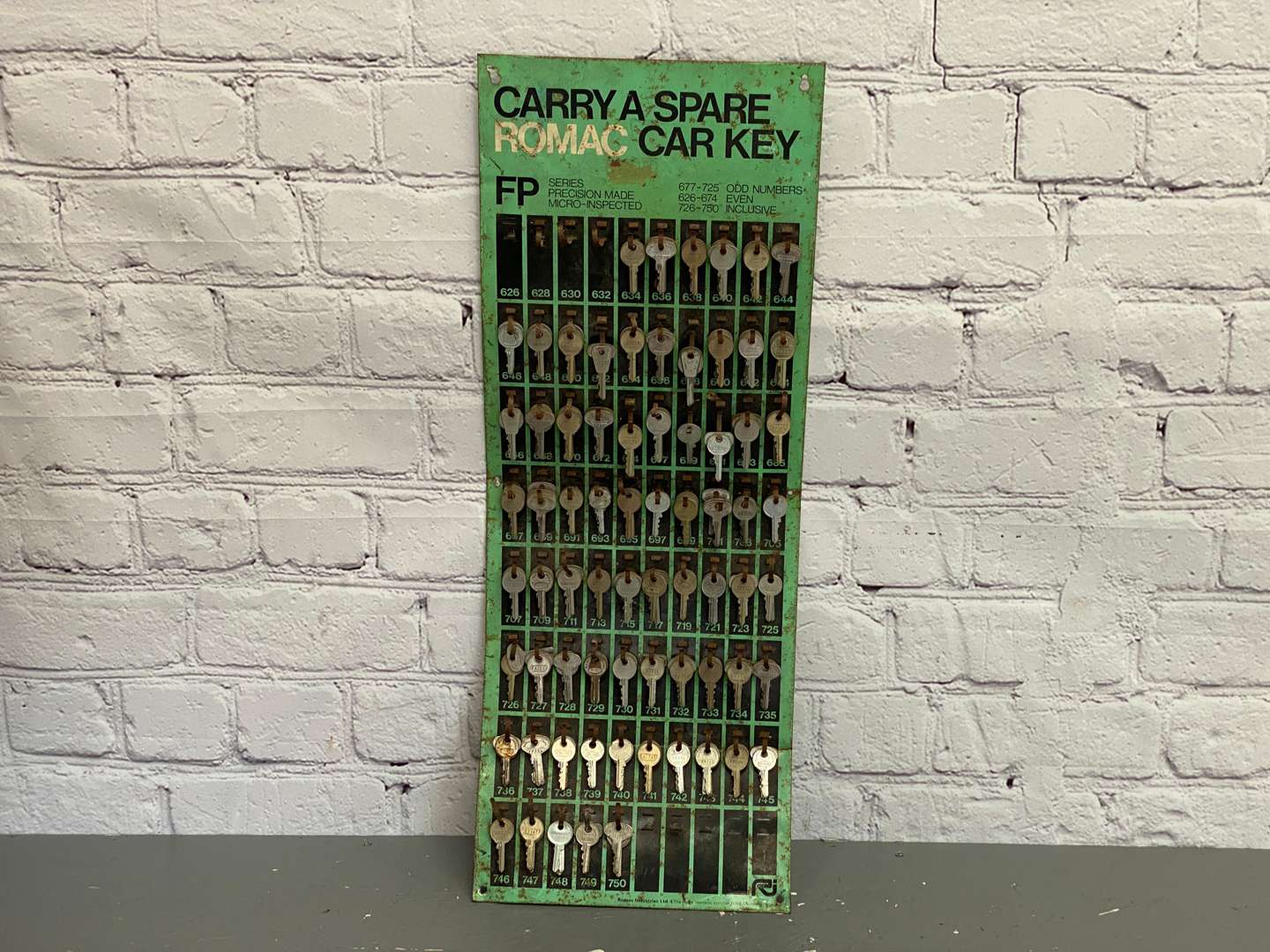 <p>ROMAC, Carry A Spare Key, FP key board, 677-725 odd, 626-674 even, 726-750 inclusive, key board</p>