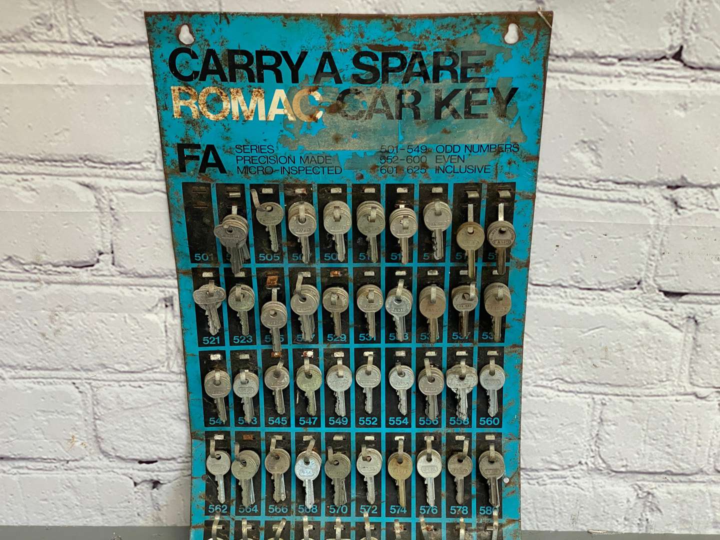 <p>ROMAC, Carry A Spare Key, FA key board, 501-549 odd, 552-600 even, 601-625 inclusive key board,</p>