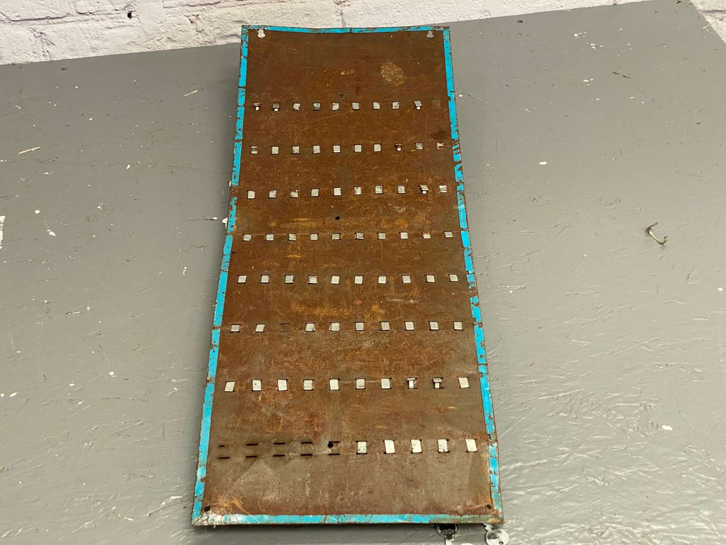 <p>ROMAC, Carry A Spare Key, FA key board, 501-549 odd, 552-600 even, 601-625 inclusive key board,</p>