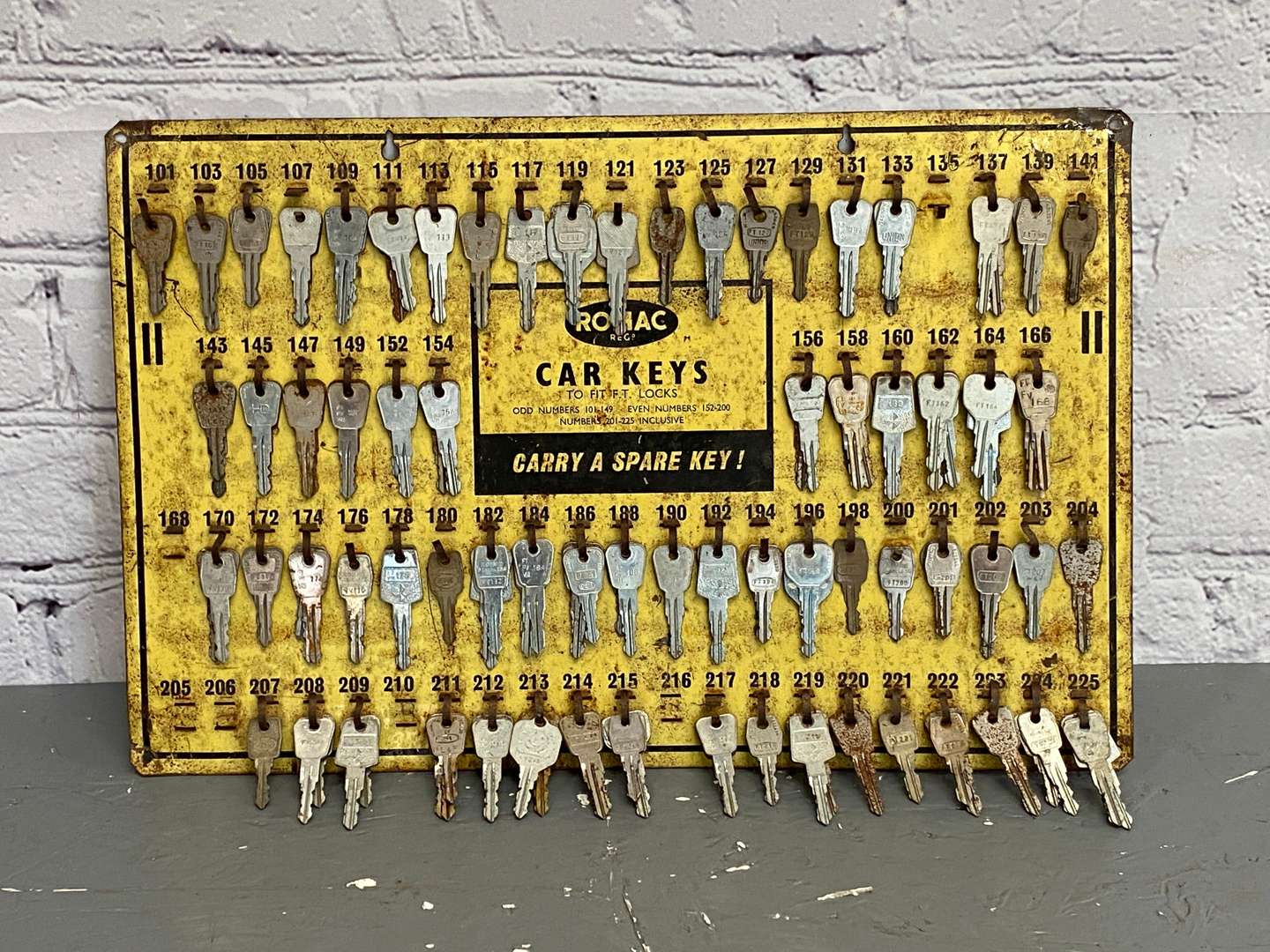 <p>ROMAC, Ignition Key, MRN key board, 1-50,&nbsp;</p>