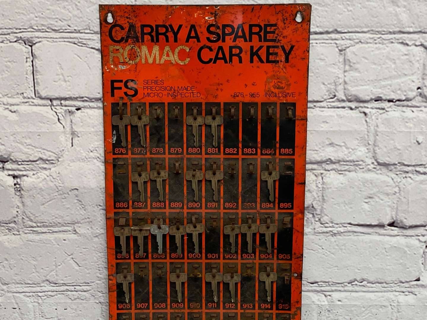 <p>ROMAC, Carry A Spare Key, FS key board, 876- 955 inclusive,</p>