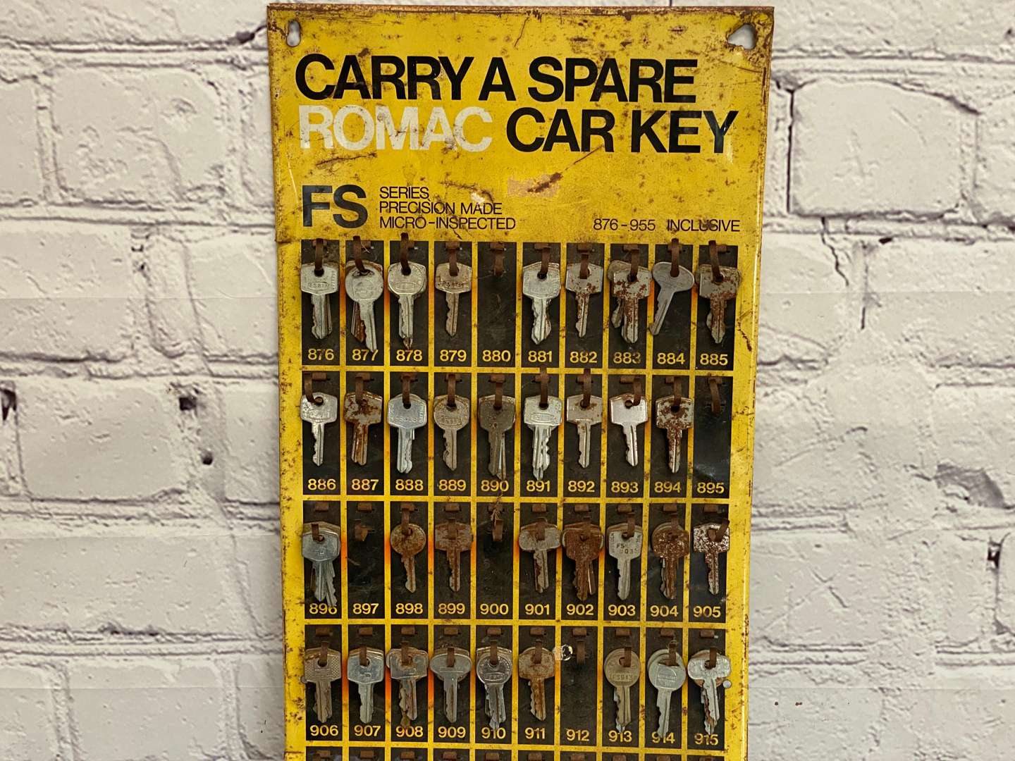 <p>ROMAC, Carry A Spare Key, FS key board, 876- 955 inclusive,</p>