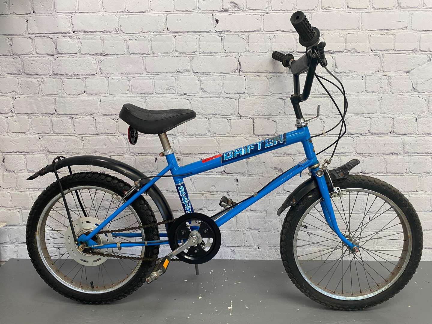 <p>Raleigh, a late 1970's/ early 80's, Grifter Bicycle,</p>