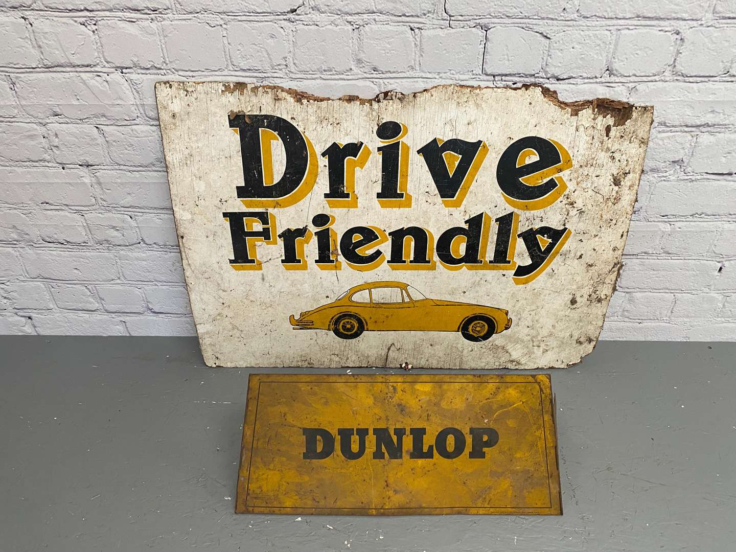 <p>Dunlop, a printed yellow tin, folding forecourt sign,&nbsp;</p>