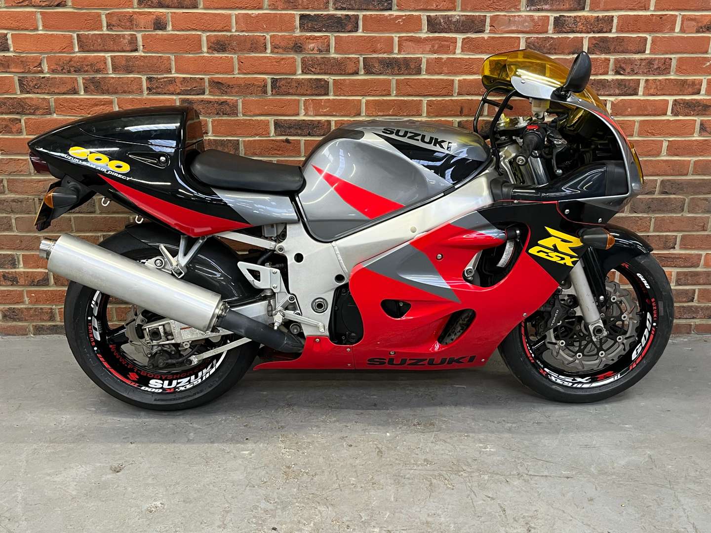 <p>1997 SUZUKI GSX-R600</p>
