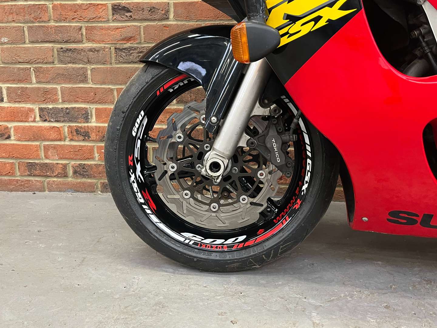 <p>1997 SUZUKI GSX-R600</p>