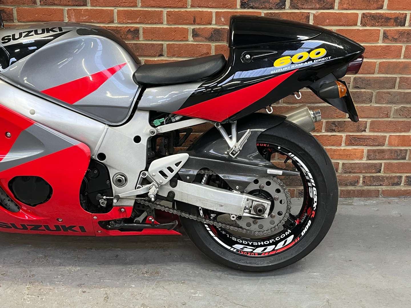 <p>1997 SUZUKI GSX-R600</p>