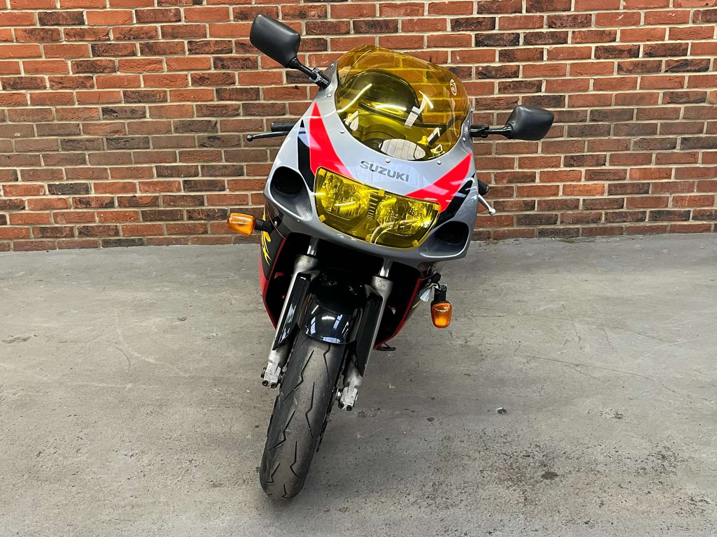 <p>1997 SUZUKI GSX-R600</p>