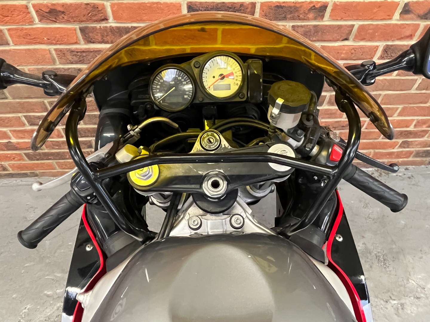 <p>1997 SUZUKI GSX-R600</p>