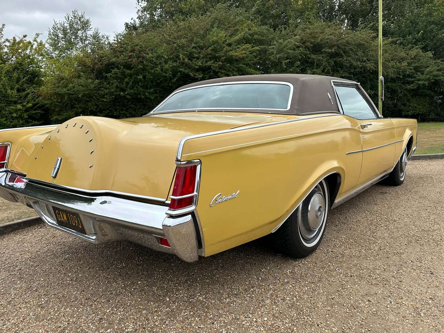 <p>1971 LINCOLN CONTINENTAL Mk3</p>