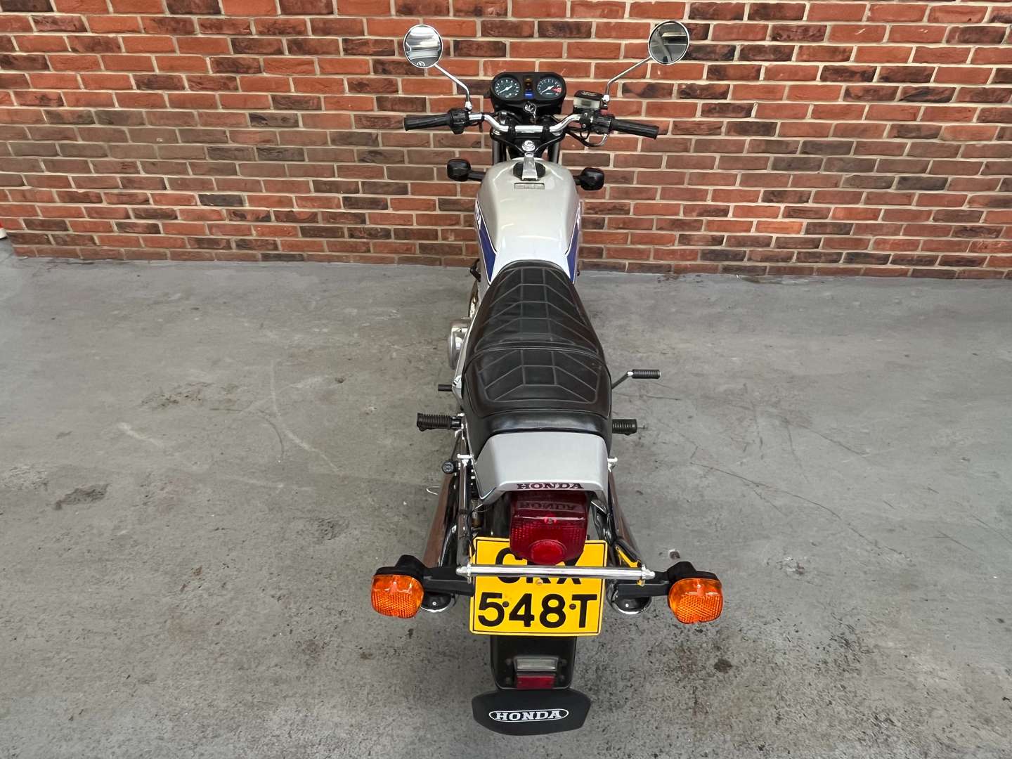 <p>1978 HONDA SUPERDREAM</p>