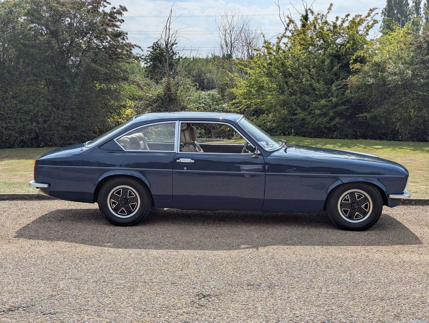 <p>1977 BRISTOL 603 S</p>