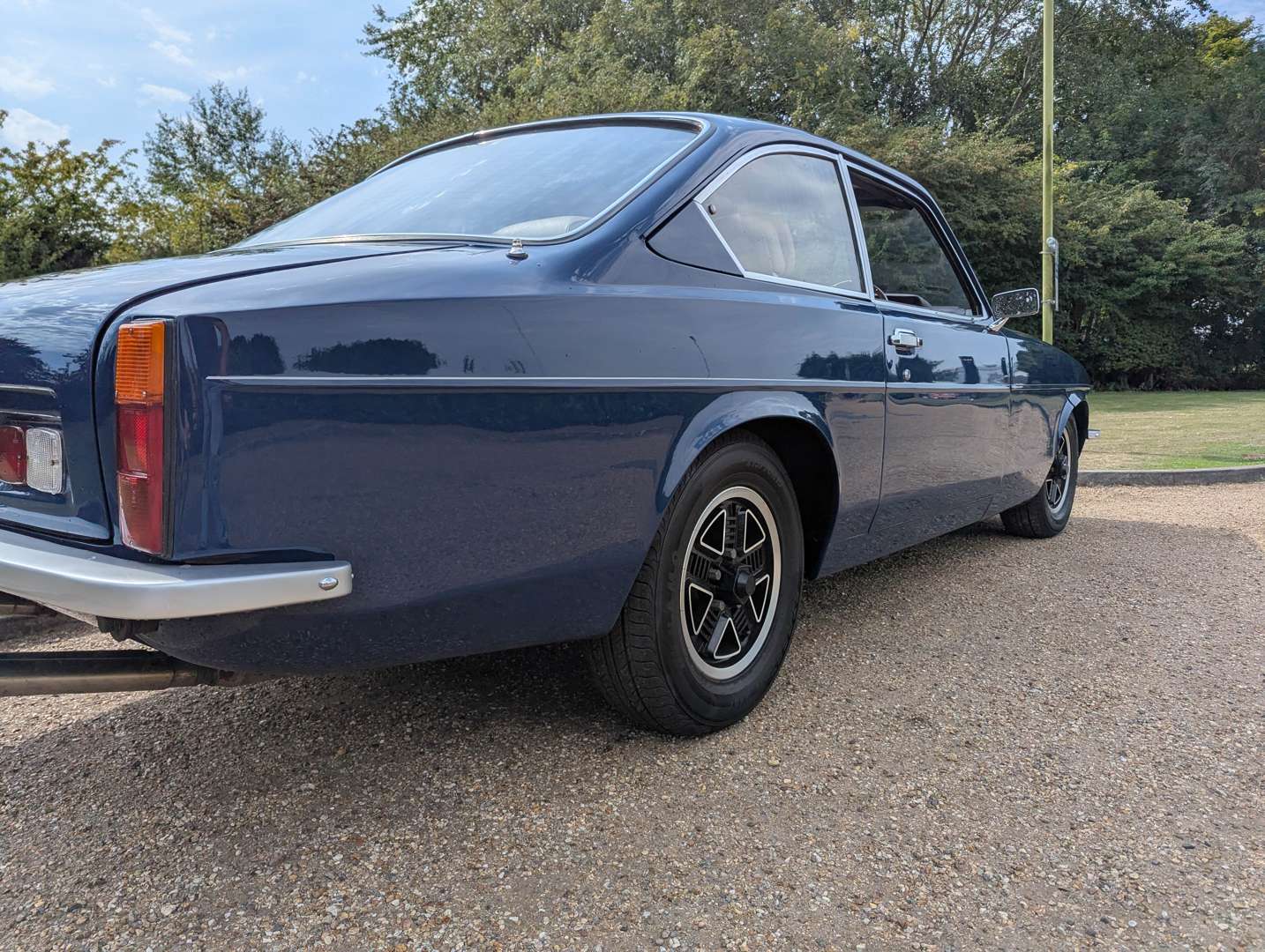 <p>1977 BRISTOL 603 S</p>