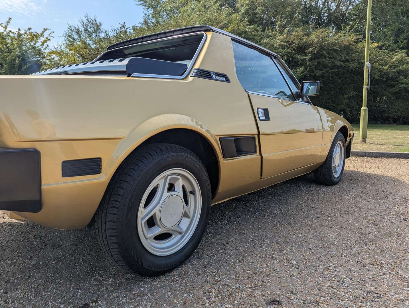 <p>1979 FIAT X1/9</p>