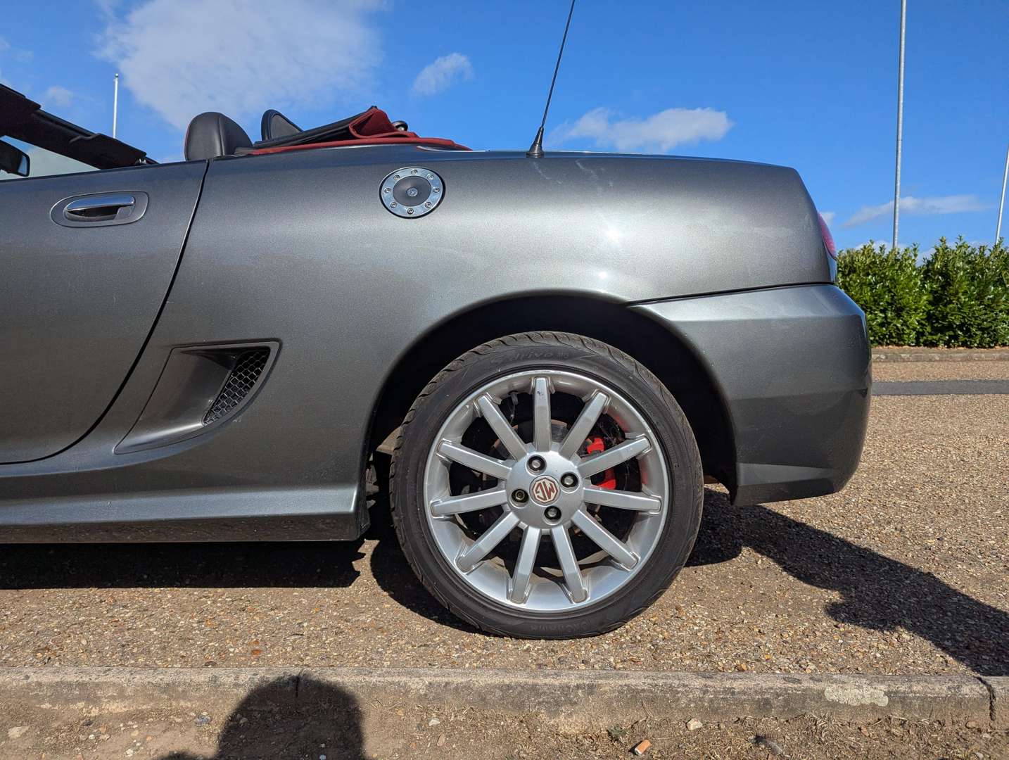 <p>2005 MG TF 160</p>